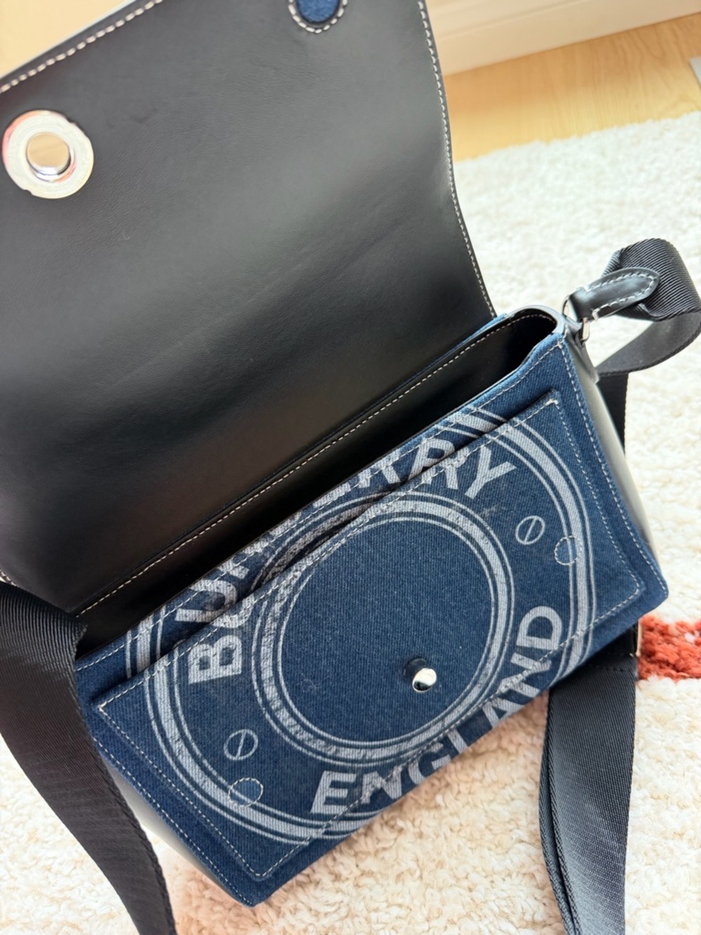 Burberry Denim Medium print Note Crossbody bag Blue NWT - Picture 6 of 13